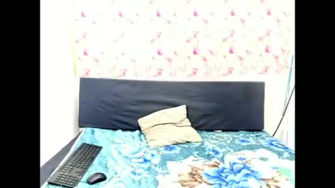 Snapshot of indianmystica694u chatting on 09/17/25, 08:16 indianmystica694u online show from 09/17/25, 08:16
