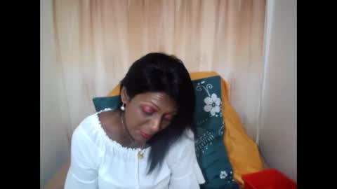 Snapshot of indianpeaches chatting on 10/13/25, 05:18 indianpeaches online show from 10/13/25, 05:18