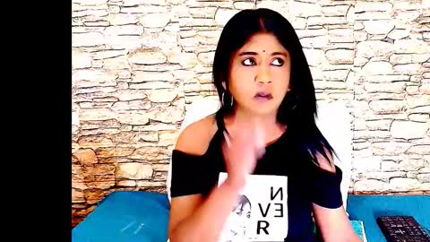 Mika online show from 11/12/25, 06:41