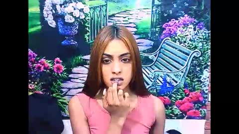 Snapshot of indianpretty1 chatting on 10/28/25, 05:44 indianpretty1 online show from 10/28/25, 05:44