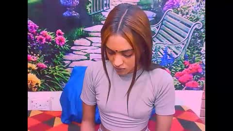 Snapshot of indianpretty1 chatting on 10/31/25, 05:41 indianpretty1 online show from 10/31/25, 05:41