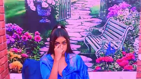 Snapshot of indianpretty1 chatting on 11/27/25, 07:32 indianpretty1 online show from 11/27/25, 07:32