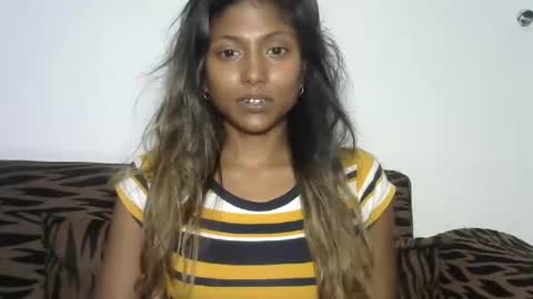 indianqtpie6 online show from 12/10/24, 06:38