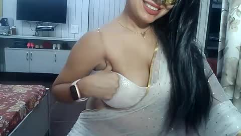 Radha online show from 05/04/26, 05:20
