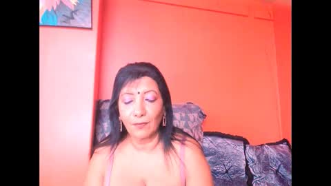 Snapshot of indiansarika65 chatting on 09/16/25, 04:52 indiansarika65 online show from 09/16/25, 04:52
