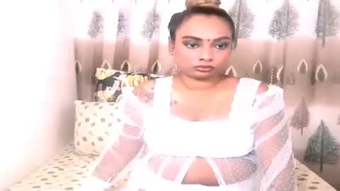 Snapshot of indiansecretlove20 chatting on 01/20/25, 05:59 goddess online show from 01/20/25, 05:59