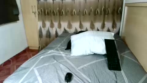 Snapshot of indiansecretlove20 chatting on 02/19/25, 12:14 goddess online show from 02/19/25, 12:14