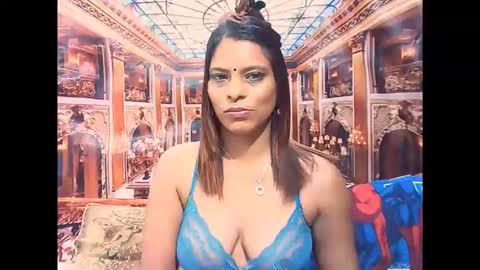 indiansexyass4u2luv online show from 10/29/25, 04:53