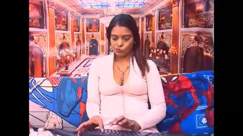 indiansexyass4u2luv online show from 11/16/25, 08:03