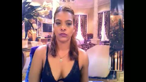 indiansexyass4u2luv online show from 04/10/26, 10:03