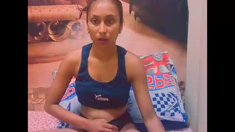 indiansexybutt4u2luv online show from 01/13/26, 06:40