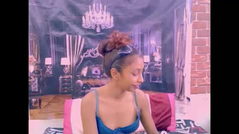 indiansexybutt4u2luv online show from 03/20/26, 07:02