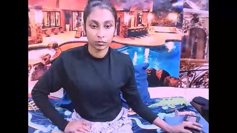 indiansexybutt4u2luv online show from 04/03/26, 05:38