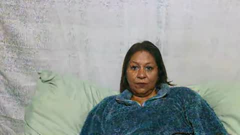 Snapshot of indiansexymilf chatting on 06/10/26, 05:18 candice online show from 06/10/26, 05:18
