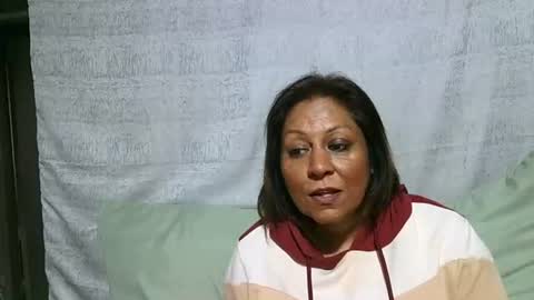Snapshot of indiansexymilf chatting on 06/18/26, 05:19 candice online show from 06/18/26, 05:19