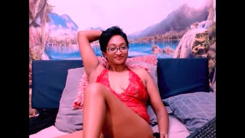 Shreya online show from 01/17/25, 05:21