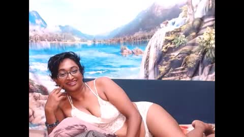 Shreya online show from 02/22/25, 03:56