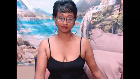 Shreya online show from 02/23/25, 08:22