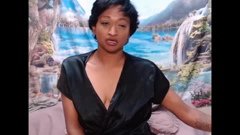 Shreya online show from 02/28/25, 01:37