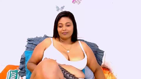 Snapshot of indianyummy chatting on 03/11/25, 05:57 Kajol online show from 03/11/25, 05:57