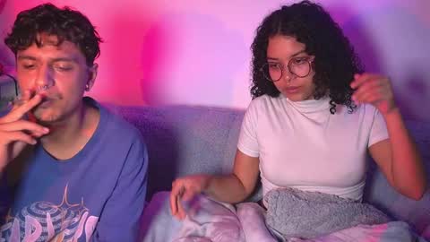 Snapshot of indicasatan chatting on 12/19/24, 01:39 Indicasatan online show from 12/19/24, 01:39