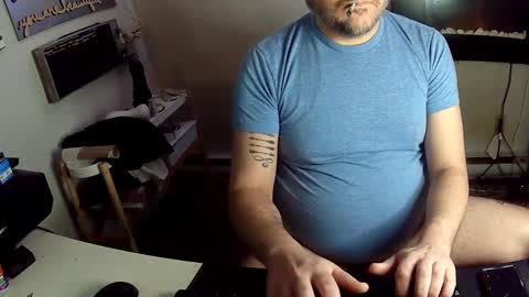 Snapshot of indigolvr chatting on 12/06/24, 09:35 BroLOU online show from 12/06/24, 09:35