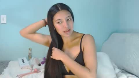 Snapshot of indirax69 chatting on 05/20/26, 03:02 Indira online show from 05/20/26, 03:02