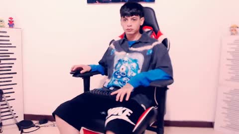 matias online show from 05/08/26, 01:55