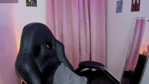 Diana online show from 11/16/25, 02:50