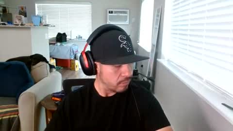Snapshot of indyman2084 chatting on 06/14/26, 01:46 indyman2084 online show from 06/14/26, 01:46