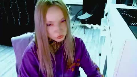 Snapshot of inesdesire chatting on 09/29/25, 03:39 InesDesire online show from 09/29/25, 03:39