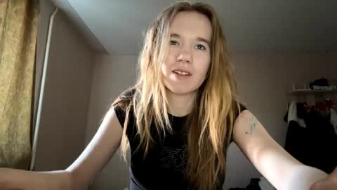 Sofia online show from 05/20/26, 03:29