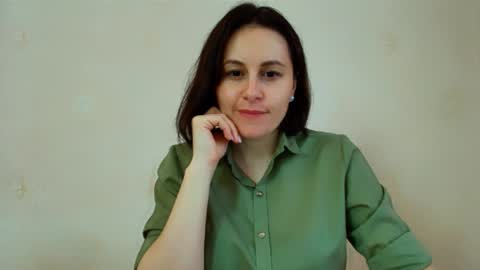 Inessa online show from 04/21/26, 05:47