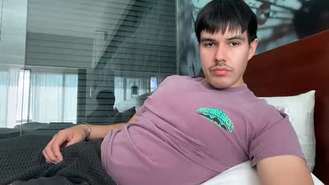 Lucas online show from 11/23/25, 03:01