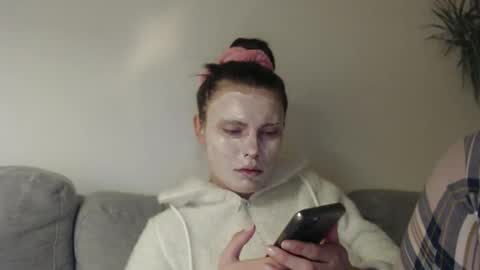 Snapshot of infinitiq45 chatting on 02/21/25, 10:04 Sweet girl online show from 02/21/25, 10:04