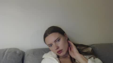 Snapshot of infinitiq45 chatting on 10/25/25, 06:57 Sweet girl online show from 10/25/25, 06:57