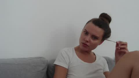Snapshot of infinitiq45 chatting on 06/27/26, 01:50 Sweet girl online show from 06/27/26, 01:50