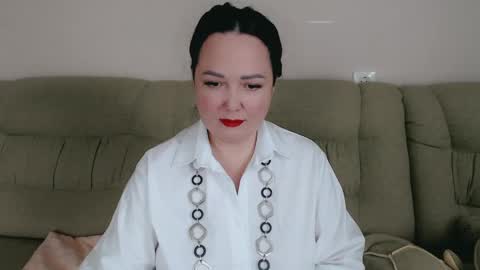 Snapshot of infinity_loveliness chatting on 02/27/25, 10:48 Infinity online show from 02/27/25, 10:48