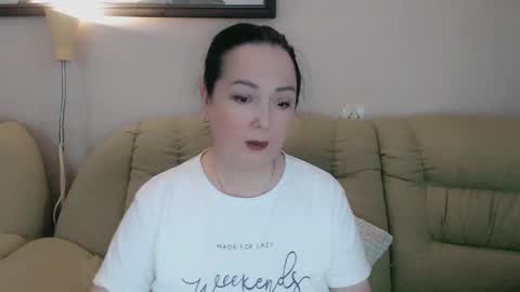 Snapshot of infinity_loveliness chatting on 12/19/25, 07:15 Infinity online show from 12/19/25, 07:15