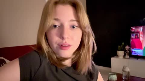 Snapshot of infinitysoul_ chatting on 02/04/25, 09:31 Alexa..  Inst     Fansly infinitysoul  online show from 02/04/25, 09:31