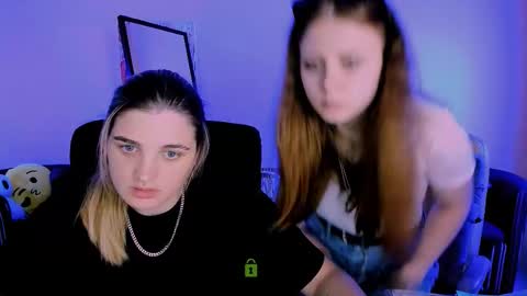 inga_gree online show from 10/19/25, 07:03