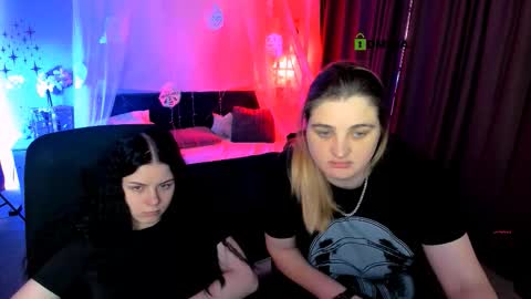 inga_gree online show from 12/22/25, 08:33