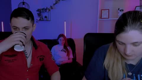 inga_gree online show from 04/15/26, 07:58