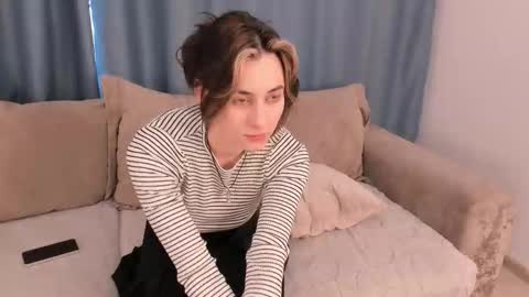 Snapshot of ingachaudoin chatting on 02/06/26, 08:07 Saya online show from 02/06/26, 08:07