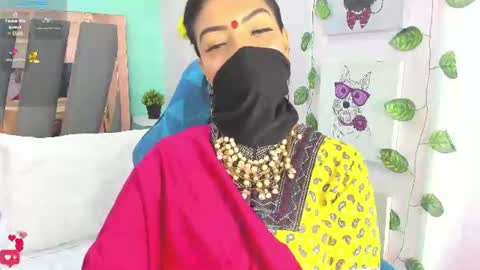 Snapshot of iniya_parul chatting on 06/11/26, 02:04 Iniya online show from 06/11/26, 02:04