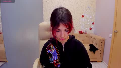 Snapshot of ink_pleasure chatting on 01/04/25, 11:00 Pleasure With Rita online show from 01/04/25, 11:00