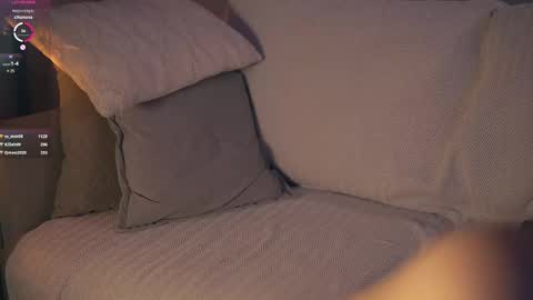 Im Senise Welcome to my room My instagram  online show from 02/21/25, 08:40