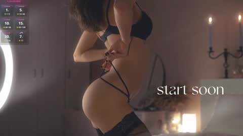 Im Senise Welcome to my room My instagram  online show from 10/28/25, 05:33