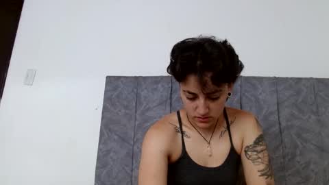 lyan onlyfans n linda online show from 11/14/25, 03:11