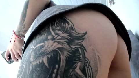 lyan onlyfans n linda online show from 04/16/26, 08:09